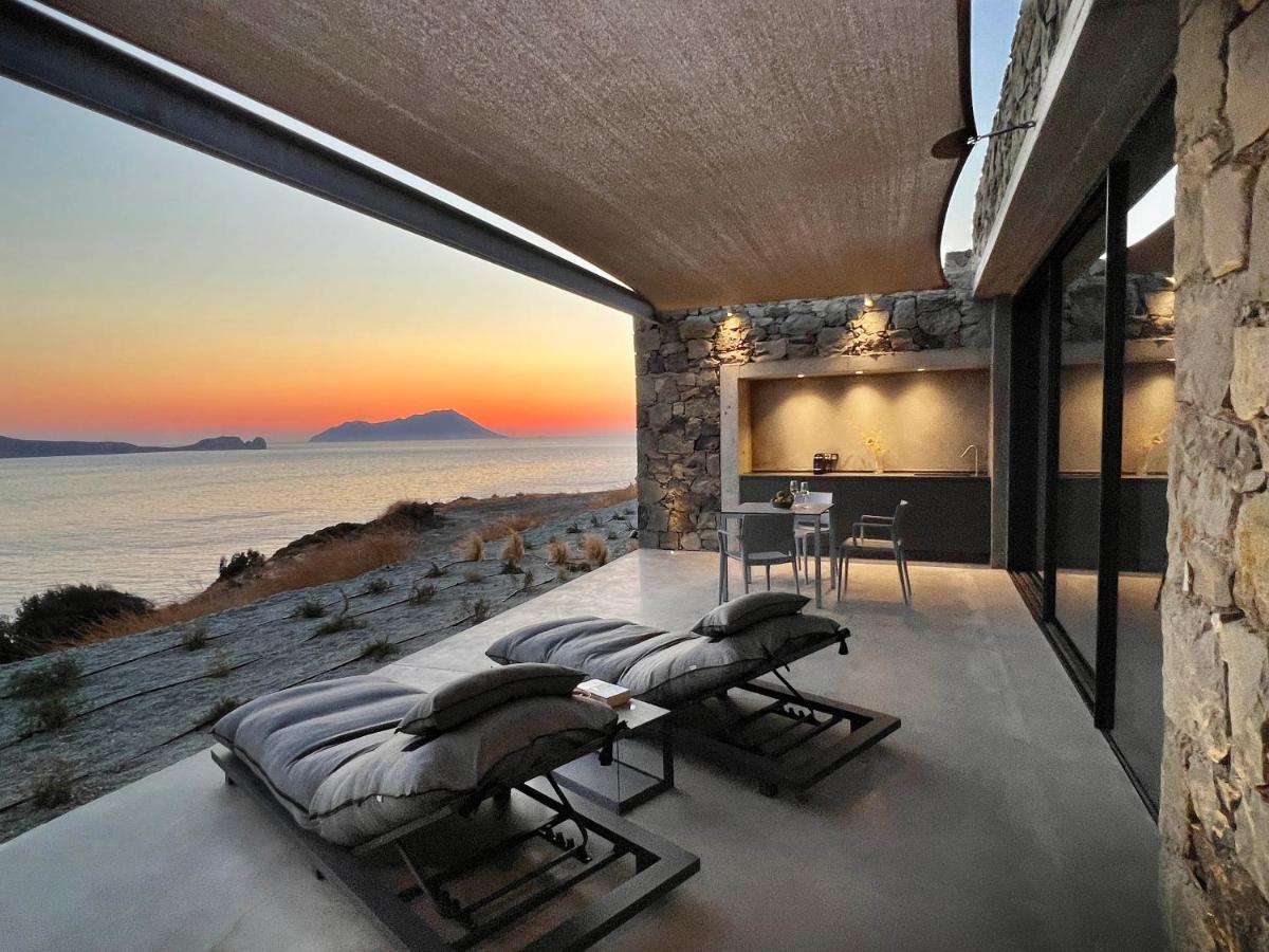 Echoes Milos Plaka  Ngoại thất bức ảnh